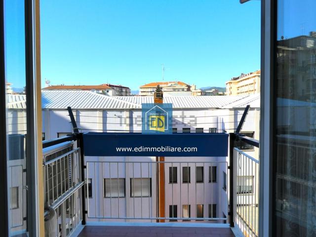 Appartamento in affitto di 111 m² in Via Torquato Tasso