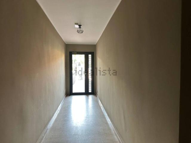 Appartamento in affitto di 111 m² in Via Venerando Gangi