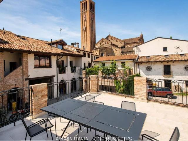 Appartamento in affitto di 112 m² in Via San Francesco