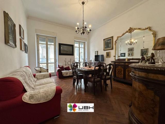 Appartamento in affitto di 112 m² in Via Bernardino Drovetti, 37