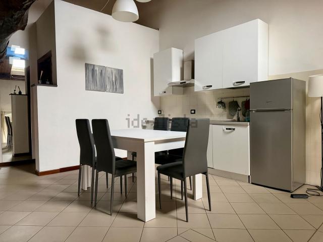Appartamento in affitto di 112 m² in Via Schiavina, 10