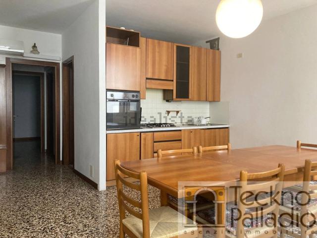 Appartamento in affitto di 113 m²