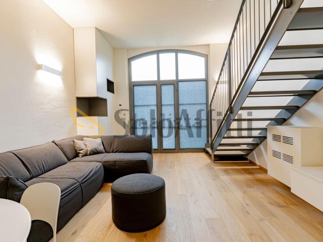 Appartamento in affitto di 113 m² in Via SS. Consolata