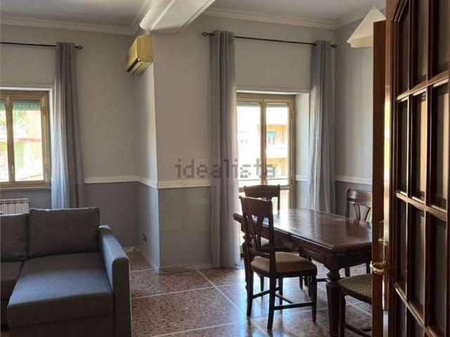 Appartamento in affitto di 113 m² in Viale Tirreno