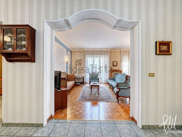 Appartamento in affitto di 114 m² in Via Auriletto, 4