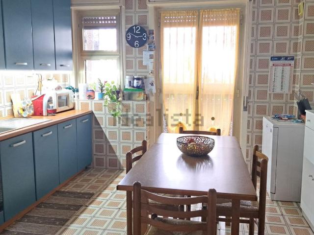 Appartamento in affitto di 114 m² in Via Mollica, 63