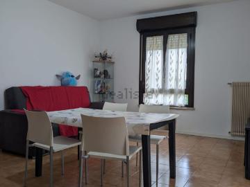 Appartamento in affitto di 115 m² in Via Amerigo Vespucci, 9