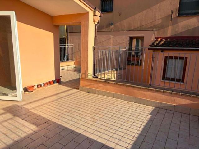 Appartamento in affitto di 115 m² in Via Giuseppe Garibaldi