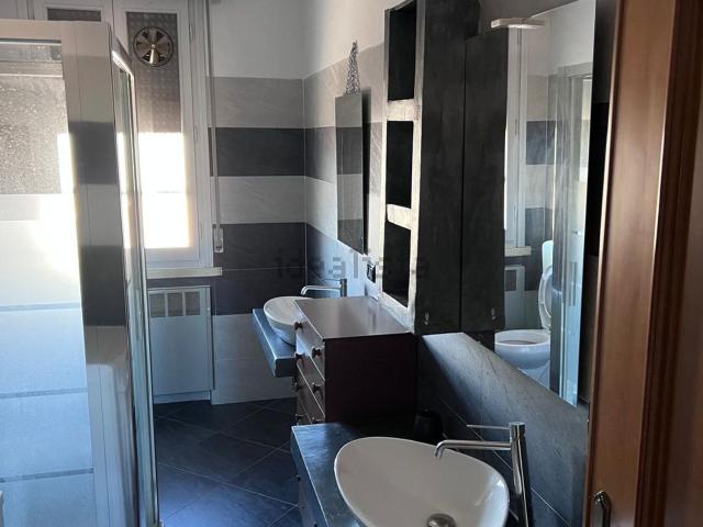 Appartamento in affitto di 115 m² in Via Giuseppe Garibaldi