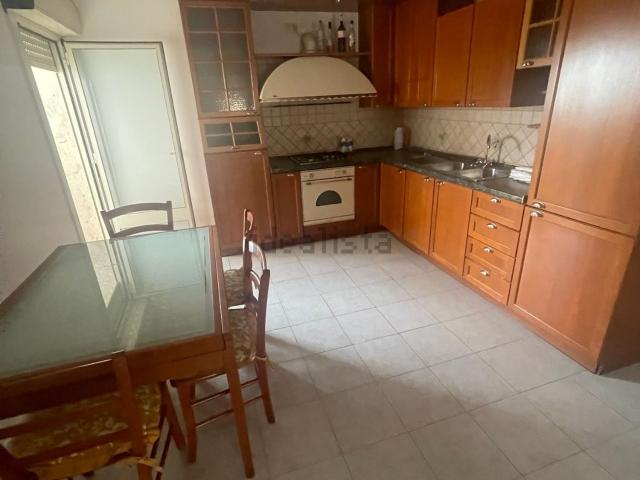 Appartamento in affitto di 115 m² in Via Eschilo