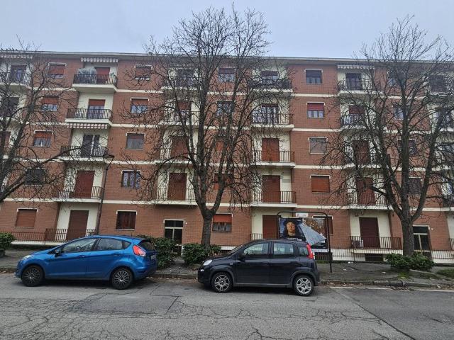 Appartamento in affitto di 115 m² in Via Francesco Cendola, 4