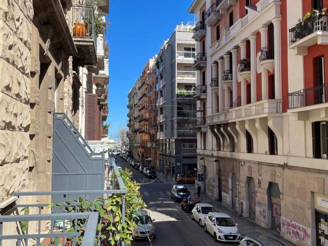 Appartamento in affitto di 115 m² in Via Francesco Saverio Abbrescia, 64