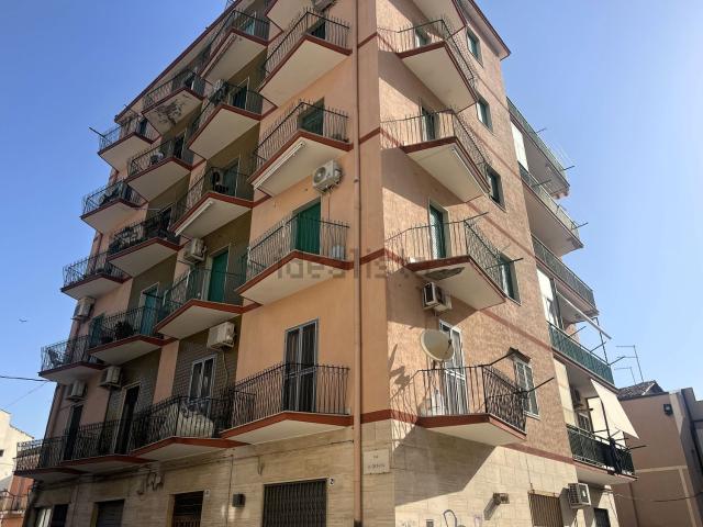 Appartamento in affitto di 115 m² in Via Orfane, 19