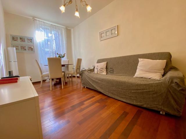 Appartamento in affitto di 115 m² in Via Montebello