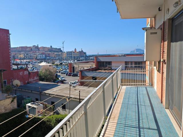 Appartamento in affitto di 115 m² in Via Nicola Fasano