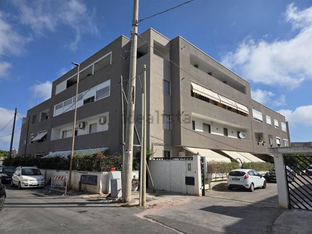 Appartamento in affitto di 115 m² in Via Santa Maria del Casale, 46