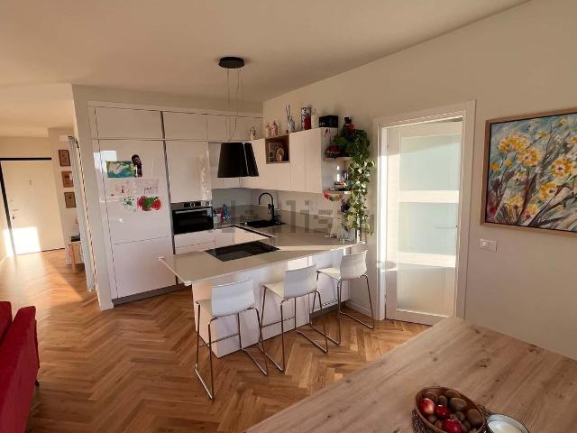 Appartamento in affitto di 115 m² in Via Pontesecco, 28