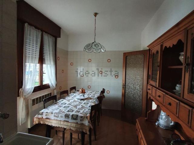 Appartamento in affitto di 115 m² in Via Raffaello Sanzio