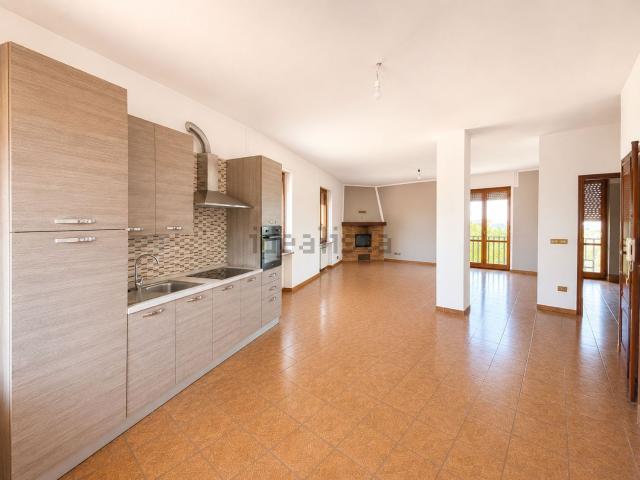 Appartamento in affitto di 115 m² in Via Ramaudio, 6