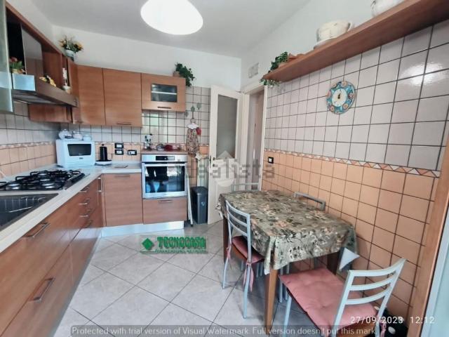 Appartamento in affitto di 115 m² in Via Traversa, 28