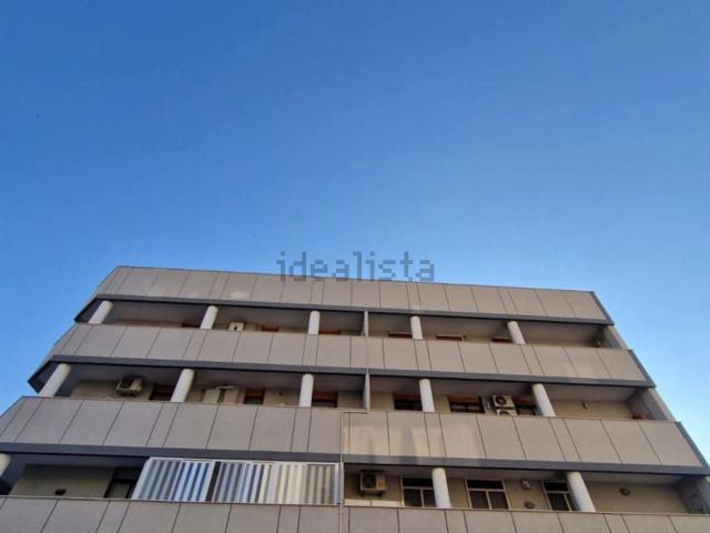 Appartamento in affitto di 115 m² in Via Trento, 77