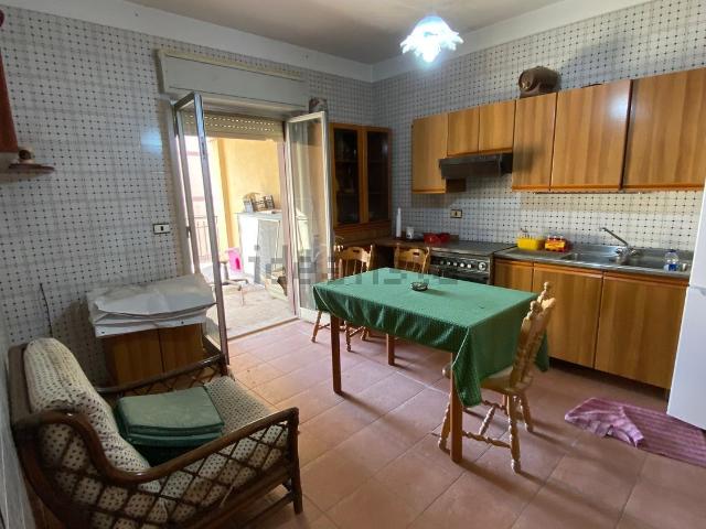 Appartamento in affitto di 115 m² in Viale Italia, 139