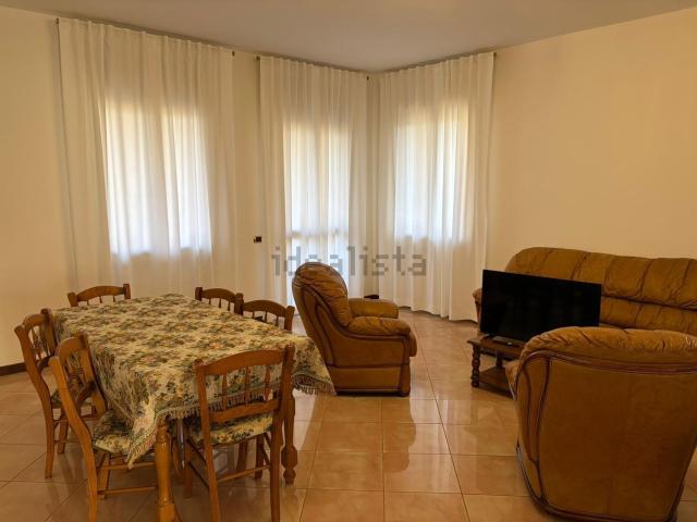 Appartamento in affitto di 115 m² in Viale IV Novembre