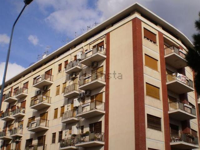 Appartamento in affitto di 115 m² in Viale Regina Elena, 123