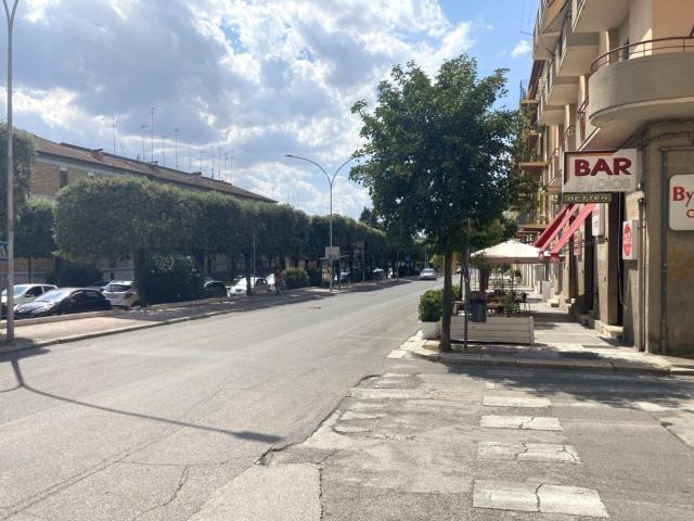 Appartamento in affitto di 115 m² in Vico II Nazionale, 26