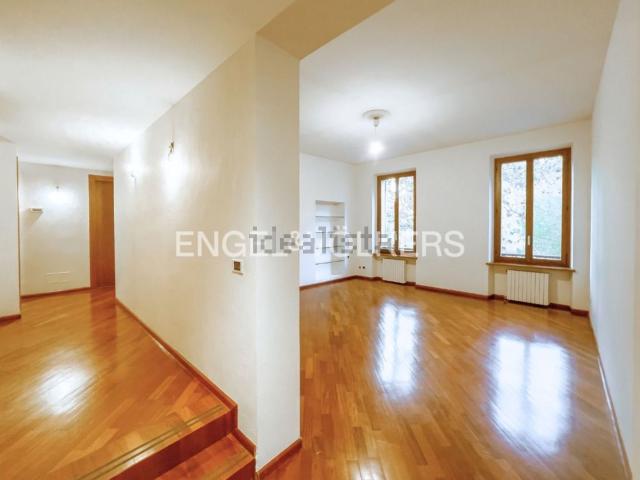 Appartamento in affitto di 115 m² in Strada Giuseppe Garibaldi