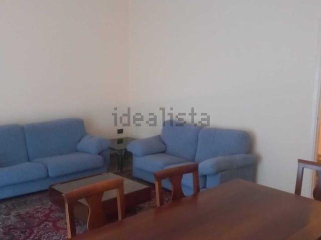 Appartamento in affitto di 116 m² in Via Enrico Toti