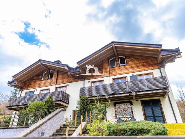 Appartamento in affitto di 117 m² in Via San F. Cabrini, 55