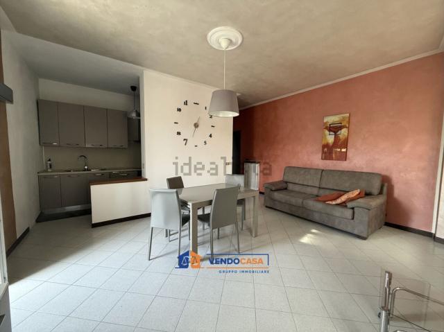 Appartamento in affitto di 118 m² in Via Carlo Rovere