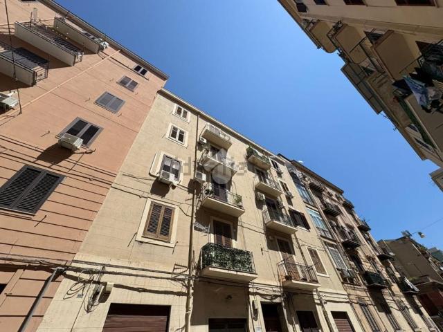 Appartamento in affitto di 118 m² in Via Agostino Todaro, 39
