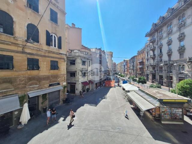 Appartamento in affitto di 118 m² in Via del Carmine, 7