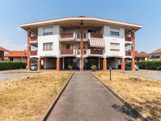 Appartamento in affitto di 118 m² in Via Monea, 18