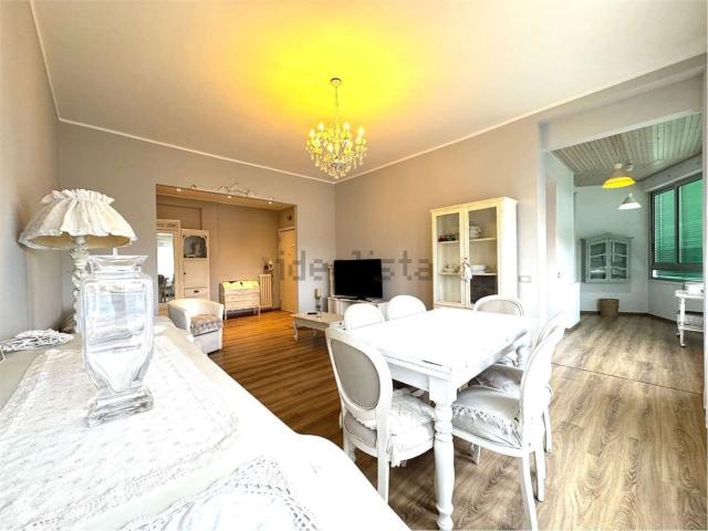 Appartamento in affitto di 120 m²