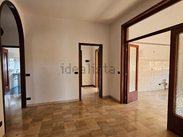 Appartamento in affitto di 120 m²