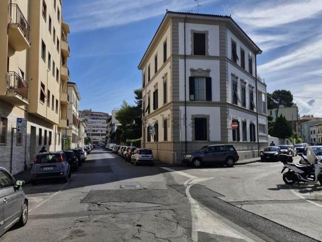 Appartamento in affitto di 120 m²