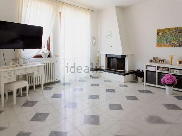 Appartamento in affitto di 120 m²