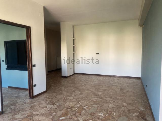 Appartamento in affitto di 120 m²