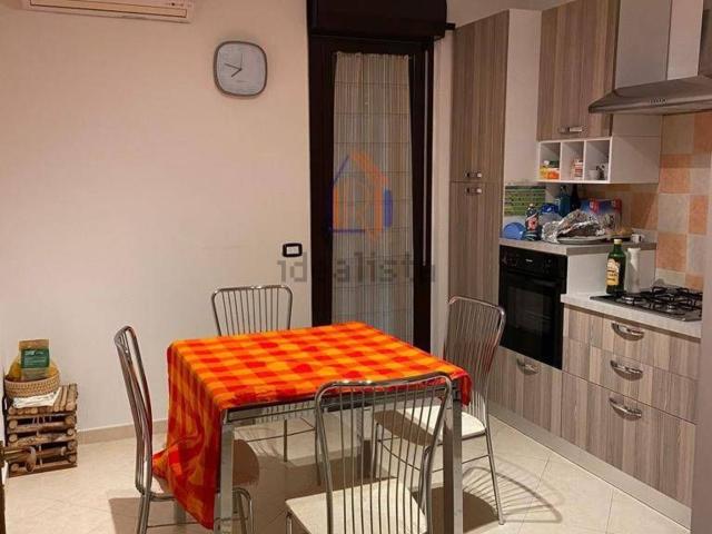 Appartamento in affitto di 120 m² in Via Cattaneo Carlo