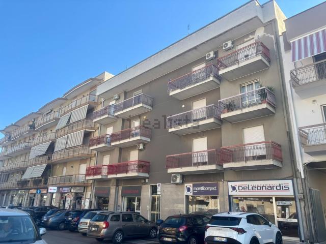 Appartamento in affitto di 120 m² in Via Casamassima, 62