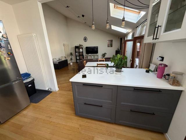 Appartamento in affitto di 120 m² in Via A. Fusinato