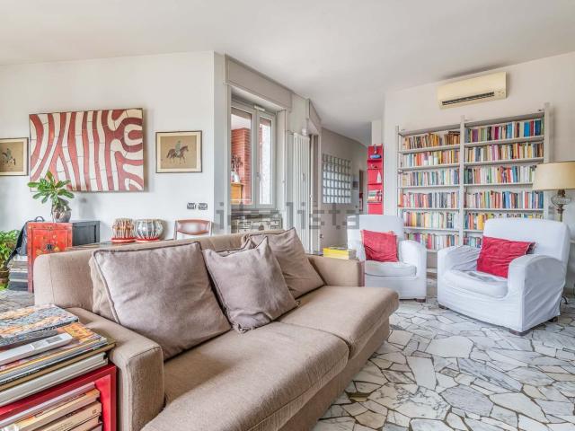 Appartamento in affitto di 120 m² in Via Giulio Cesare Procaccini, 36