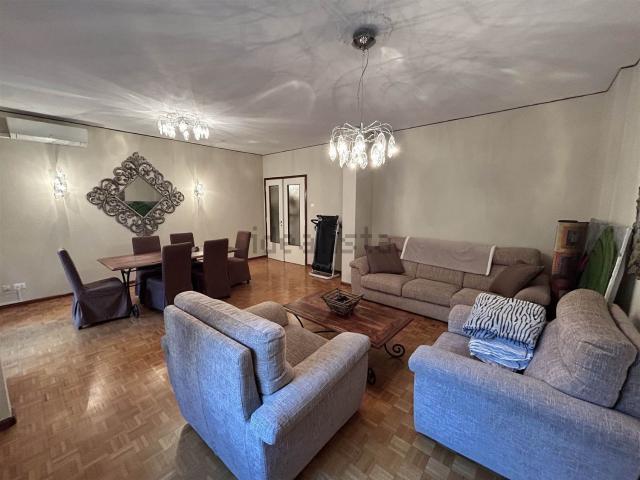 Appartamento in affitto di 120 m² in Via Giuseppe Lorenzo Gatteri, 36