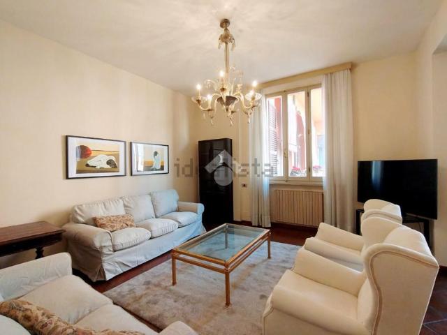 Appartamento in affitto di 120 m² in Via Giuseppe Mazzini, 42