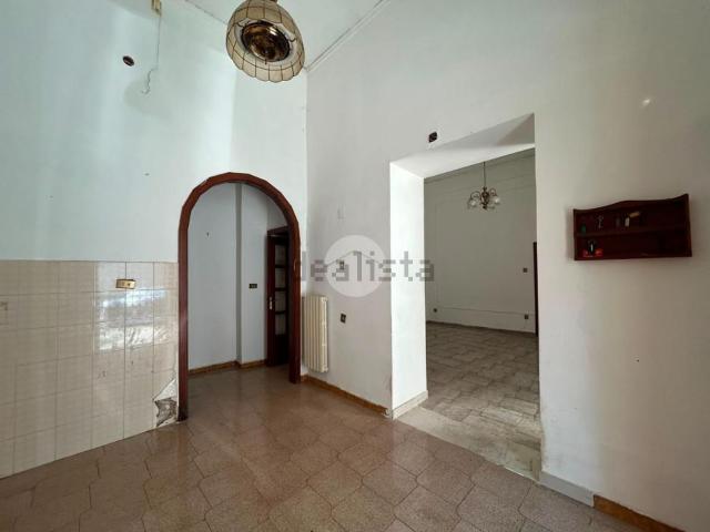 Appartamento in affitto di 120 m² in Via Giacomo Leopardi