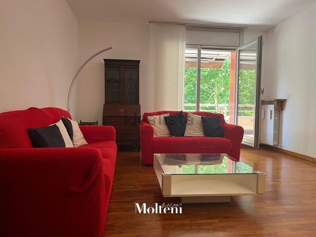 Appartamento in affitto di 120 m² in Via Giovanni Amendola