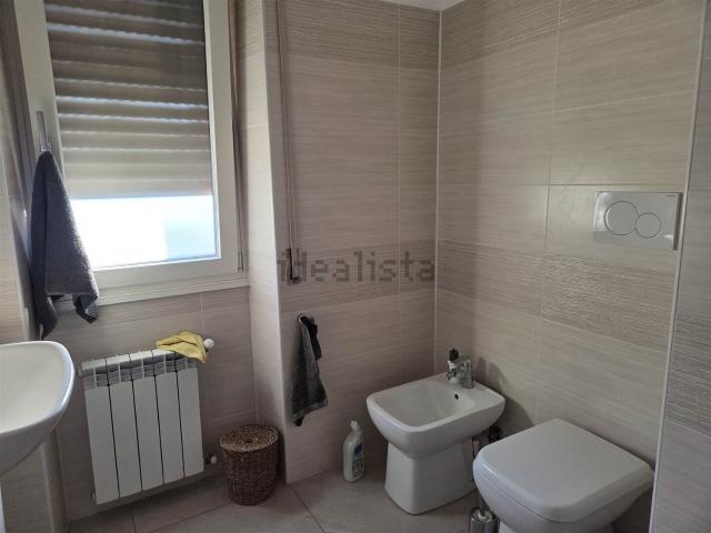Appartamento in affitto di 120 m² in Via Giovanni Marradi, 1